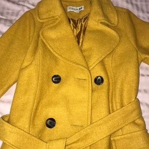 Mustard color peacoat with pockets & belt!